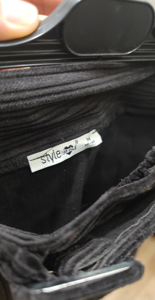 Düğmeli Siyah Midi Mini Kemerli Etek - Görsel 3