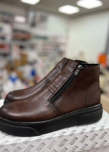 Kahverengi Deri Fermuarlı Erkek Bot - Görsel 2