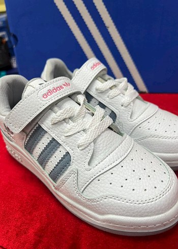 Adidas çocuk Spor ayakkabı 31 32 33 34 35 mevcuttur - Görsel 2