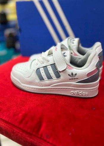 Adidas çocuk Spor ayakkabı 31 32 33 34 35 mevcuttur - Görsel 3