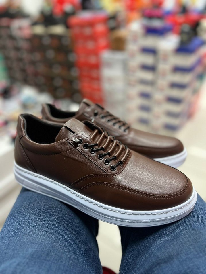 Kahverengi Parlak Bağcıklı Erkek Spor Ayakkabı - Görsel 4