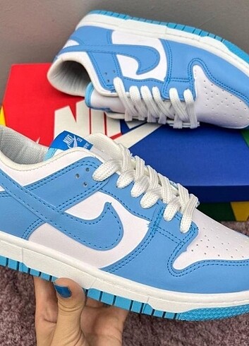 NİKE DUNK KOMPLE DİKİŞLİ MAGAZA ÜRÜNÜDÜR SIFIR VE KUTULUDUR