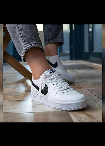 Nike AIRFORCE SPOR AYAKKABI KOMPLE DİKİŞLİ 1.SINIF SARARMAYAN MALZEME