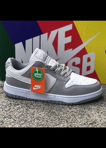 Nike dunk spor ayakkabı ürün sıfır ve kutulu