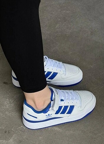 Adidas Adidas Forum Low Lacivert spor ayakkabı sıfır magazadan etiketl