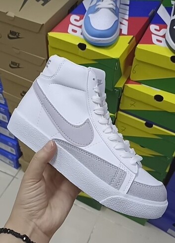 NİKE BLAZER SIFIR ÜRÜN KOKU TERLEME YAPMAZ 3 CM TOPUK BOYU