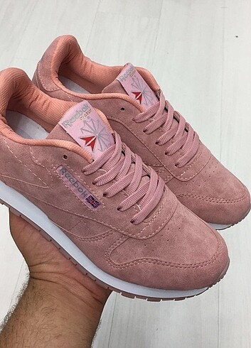 Reebok Reebok spor ayakkabı sıfır magaza ürünü