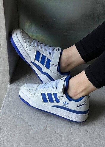 Adidas Forum Low Lacivert spor ayakkabı sıfır magazadan etiketl