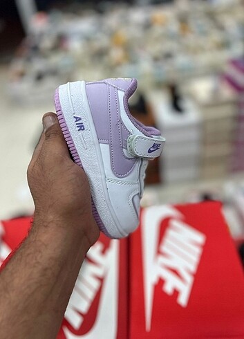 Nike Çocuk spor ayakkabı 26 27 28 29 30 mevcut