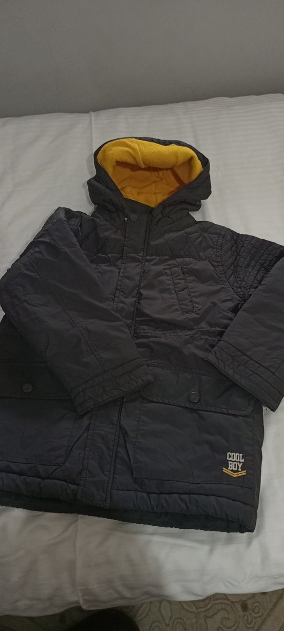 Sarı Astarlı Gri Erkek Çocuk Mont - Görsel 2