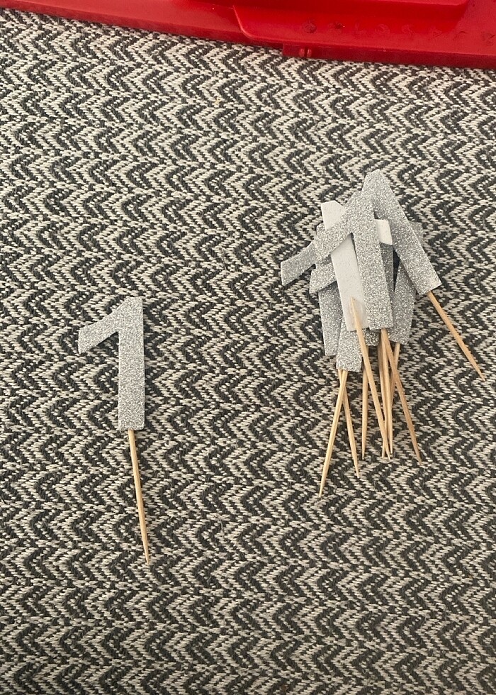 1yaş gri mavi siyah konsept - Görsel 2