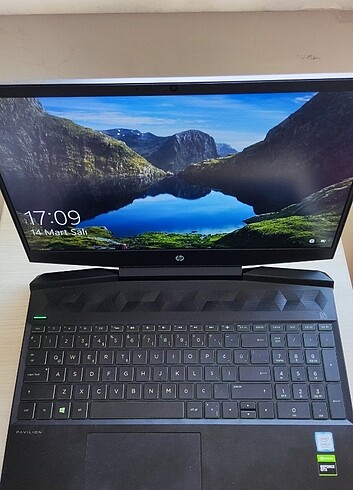 HP Pavilion Gaming Laptop 