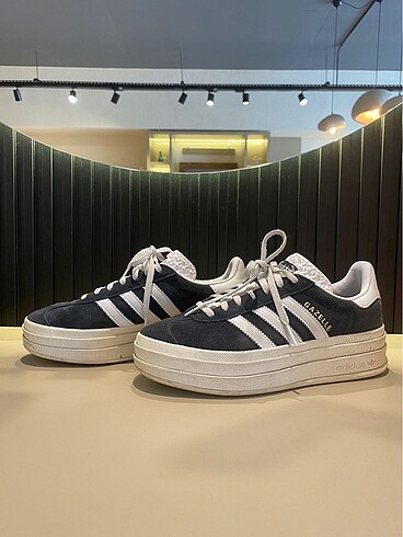 Adidas Orjinal yüksek taban gazelle