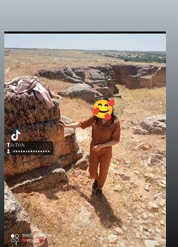 Çok rahattır ve lastiklidir.(14-16 yaş)