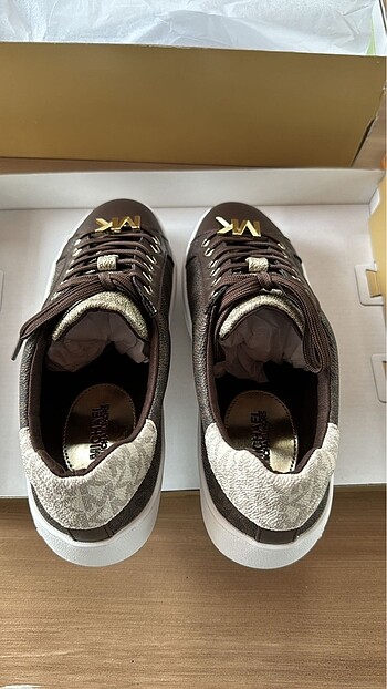 Michael Kors Michael Kors Poppy Sneaker