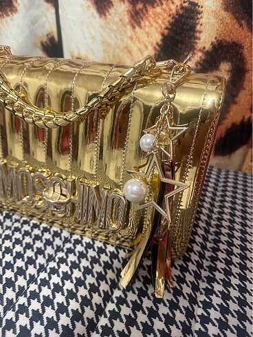  Beden Moschino çanta gold