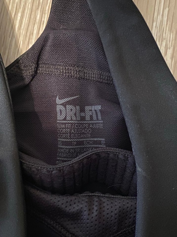 Nıke sporcu atlet - Görsel 4