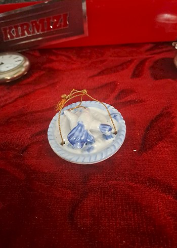 Porselen balıkçı biblo kefesi Mavi ve Beyaz  Figürin - Görsel 2