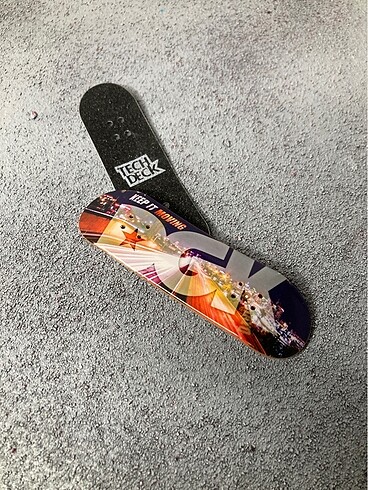 Tech Deck fingerboard parmak kaykayı tahtası