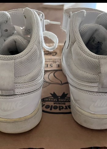 Beyaz Bağcıklı Kadın Spor Ayakkabı - Görsel 3