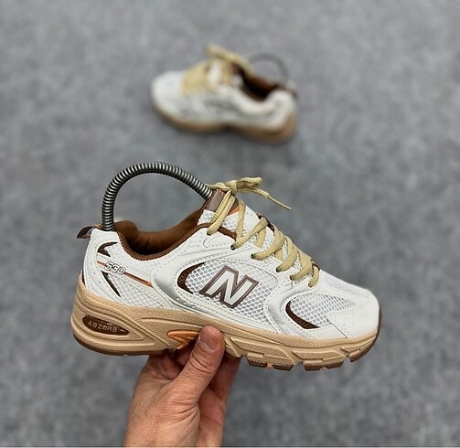 New Balance 530