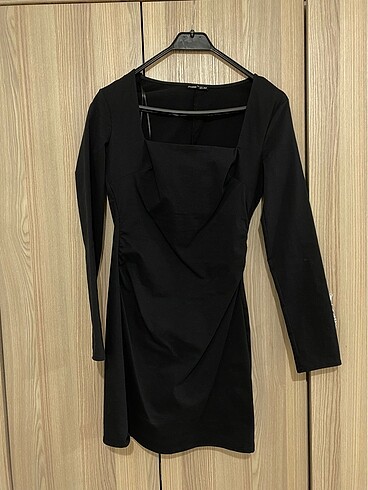 Bershka belden sıkmalı mini elbise
