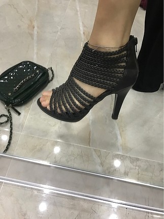 Topuklu ayakkabı