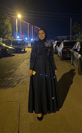 Abiye Kadın Tesettür
