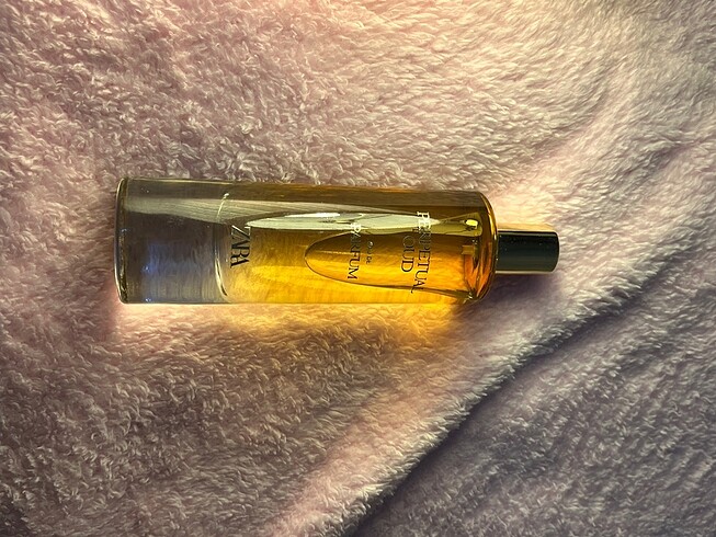 Zara Perpetual Oud Parfume