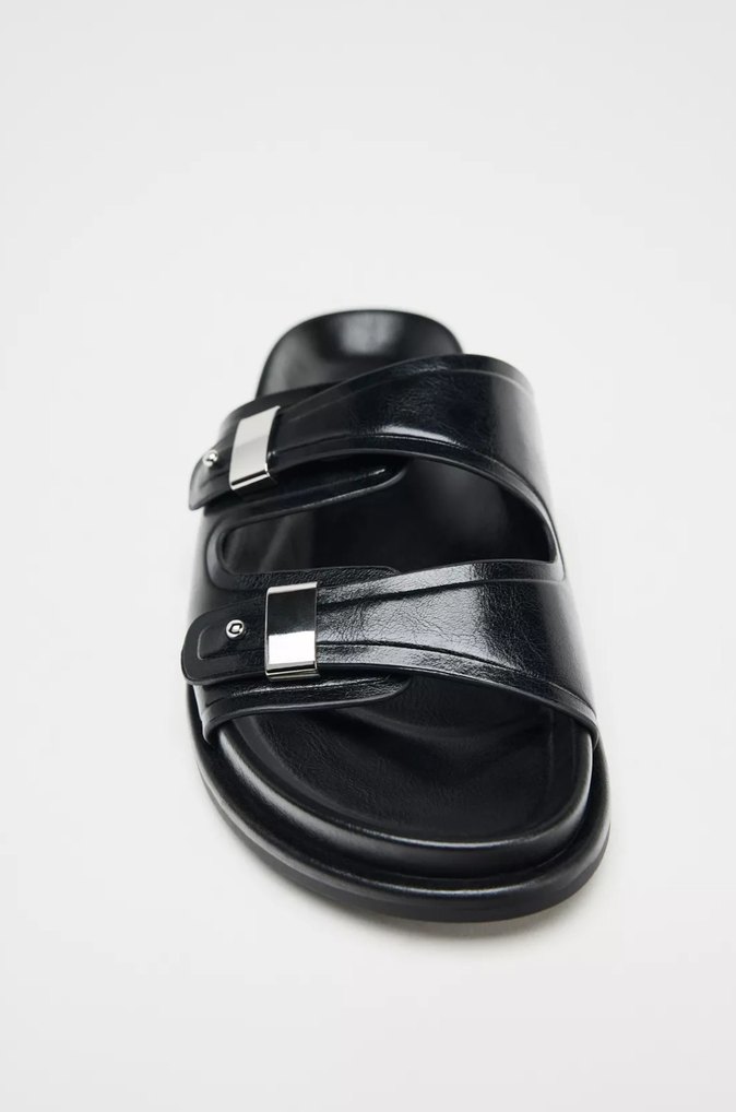 Zara Siyah Parlak Tokalı Suni Deri Kadın Terlik - Görsel 5