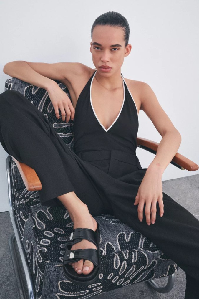 Zara Siyah Parlak Tokalı Suni Deri Kadın Terlik - Görsel 3