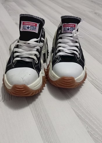 Converse Kadın Siyah-Beyaz Platform Spor Ayakkabı