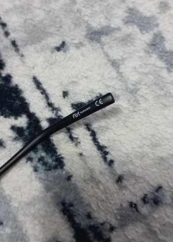 Şeffaf Siyah Kadın Güneş Gözlüğü - Görsel 5