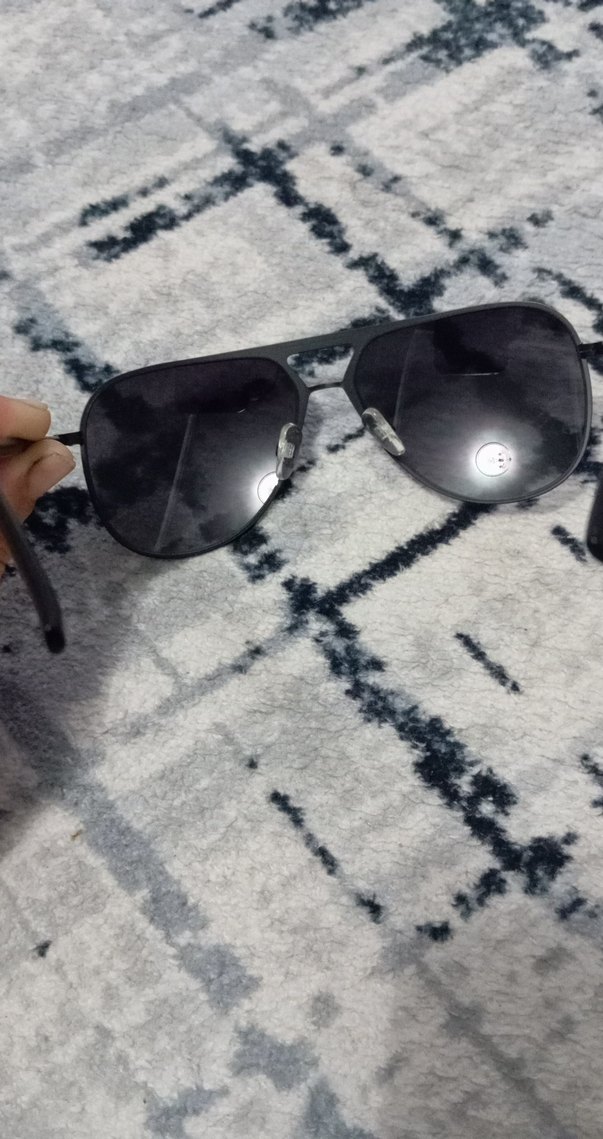 Şeffaf Siyah Kadın Güneş Gözlüğü - Görsel 4