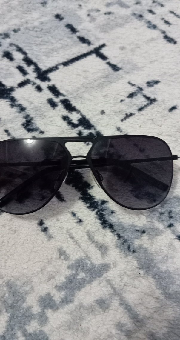 Şeffaf Siyah Kadın Güneş Gözlüğü - Görsel 2