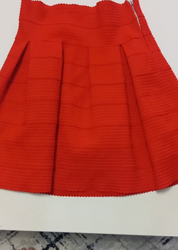 Kırmızı Pilili Midi Kadın Etek - Görsel 6