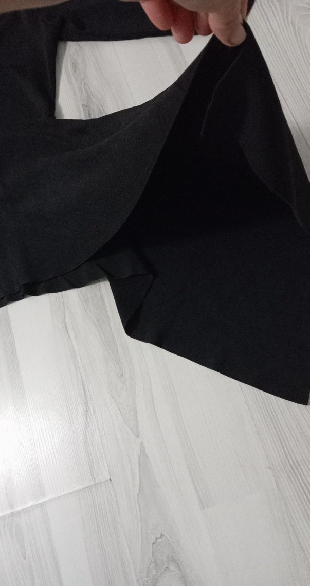 V Yaka Uzun Kollu Siyah Uzun Elbise - Görsel 5