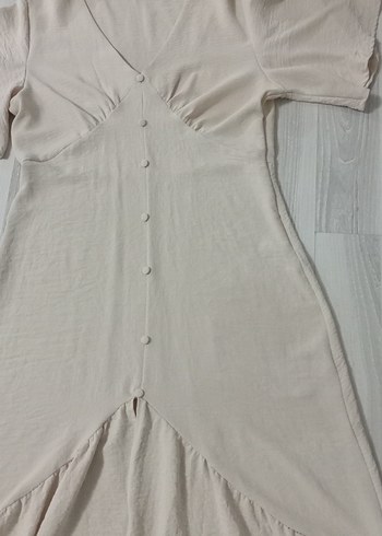 Düğmeli V Yaka Bej Uzun Keten Elbise - Görsel 3