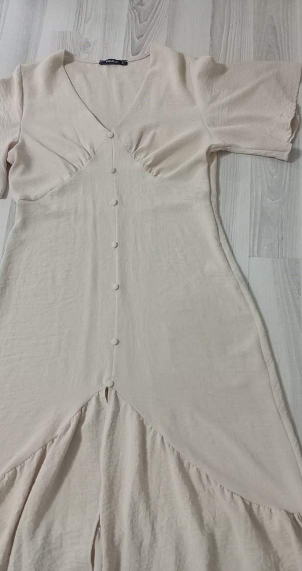 Düğmeli V Yaka Bej Uzun Keten Elbise - Görsel 3