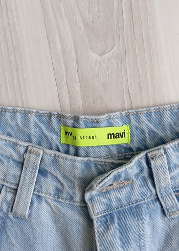 Mavi Loose Fit Yırtık Detaylı Midi Kot Pantolon - Görsel 3