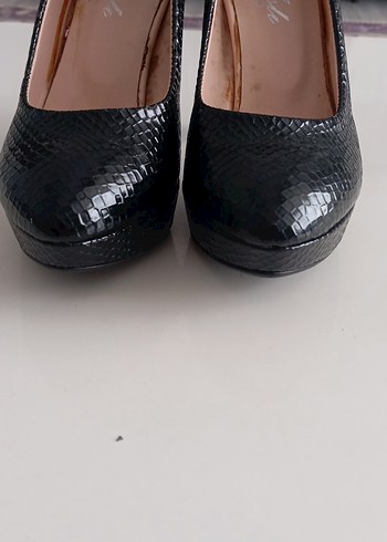 Siyah Yılan Derisi Desenli Topuklu Stiletto - Görsel 2