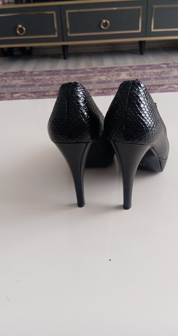 Siyah Yılan Derisi Desenli Topuklu Stiletto - Görsel 4