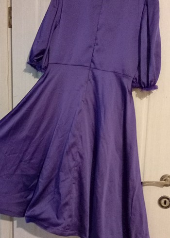 Uzun Mor Saten Elbise - Görsel 7