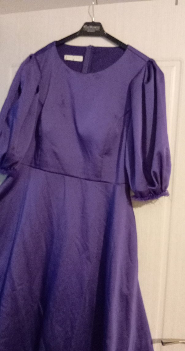 Uzun Mor Saten Elbise - Görsel 4