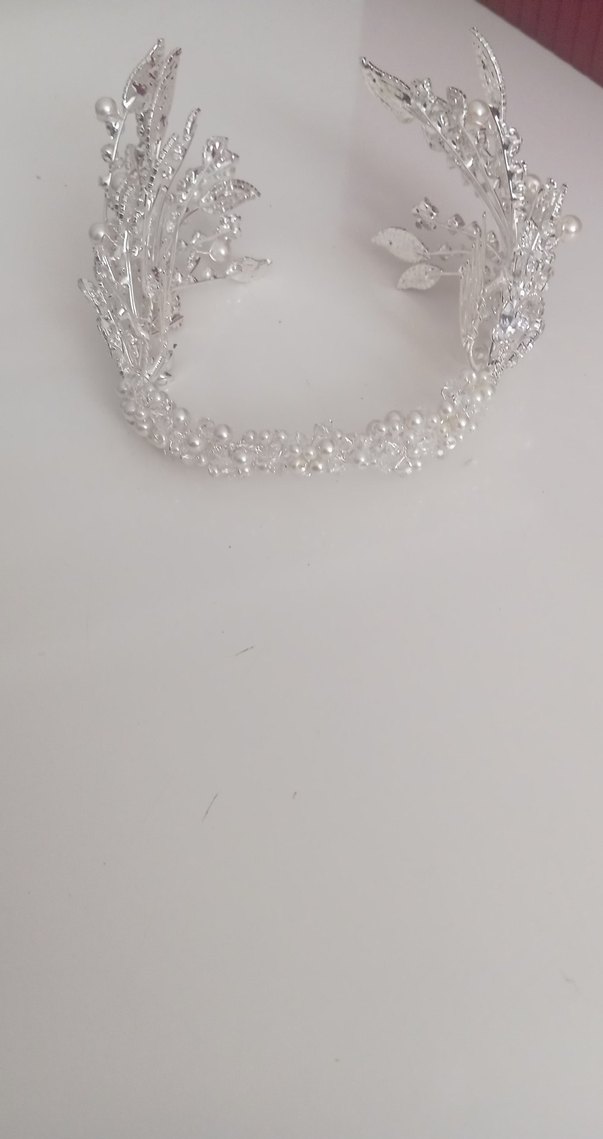 İnci ve Metal Detaylı Saç Aksesuarı gelin tacı - Görsel 3