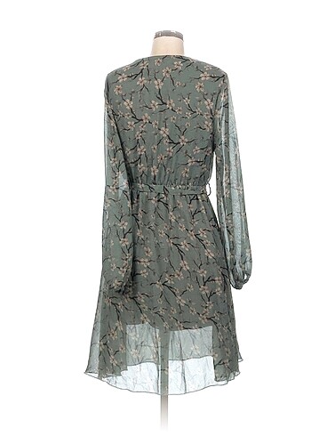 m Beden Vintage Love Kısa Elbise %70 İndirimli.