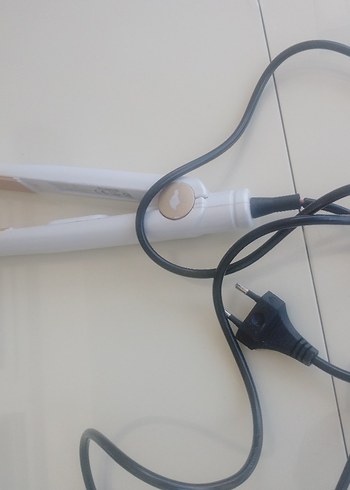 diğer Beden beyaz Renk Beyaz CVG Saç Düzleştirici
