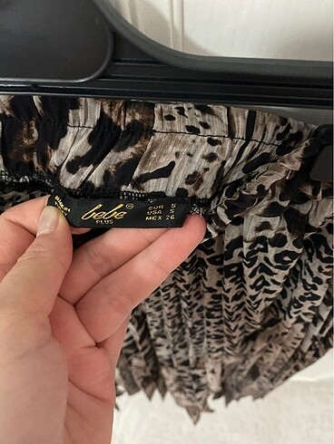 s Beden leopar desenli etek