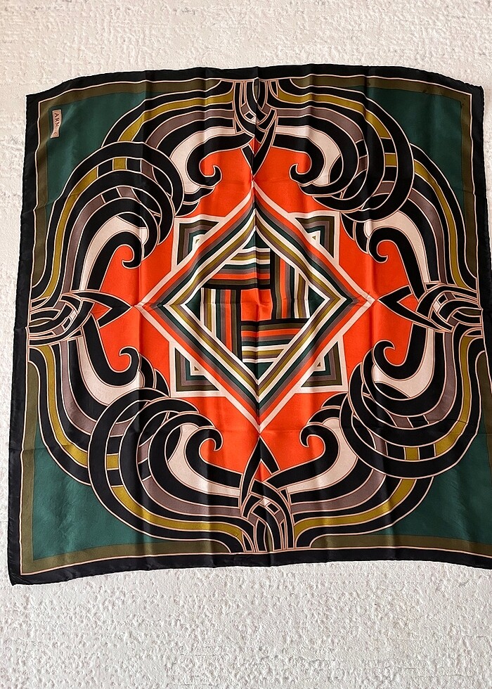 Armine ipek eşarp - Görsel 3