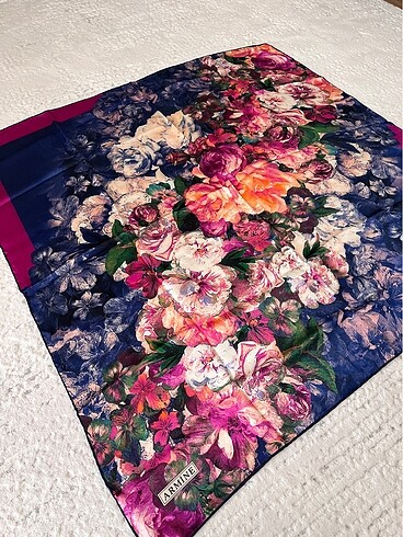 Armine ipek eşarp - Görsel 2